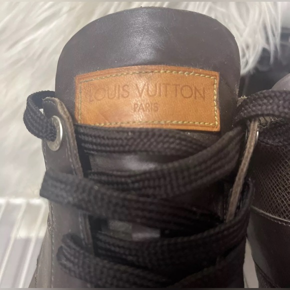 Louis Vuitton sneakers - Picture 2 of 9